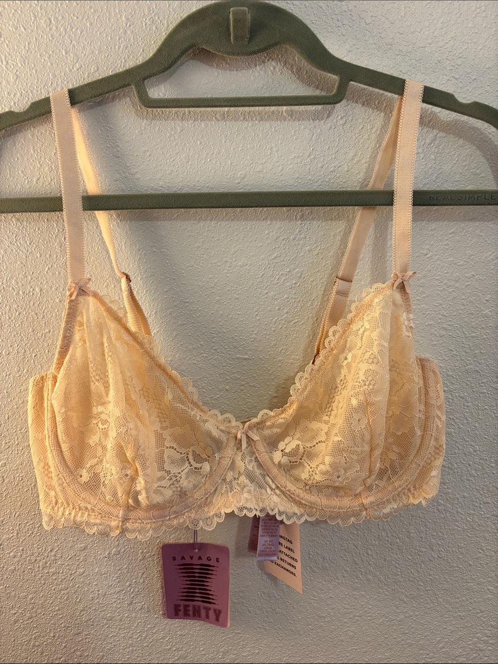 Savage X Fenty Peach Lace Underwire Bra